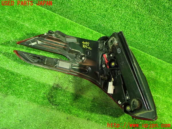 1UPJ-9240951530]アルファード(AGH30W)右テールランプ 中古_2