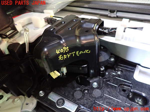 1UPJ-9240951319]アルファード(AGH30W)右後パワースライドドアユニット 中古_2