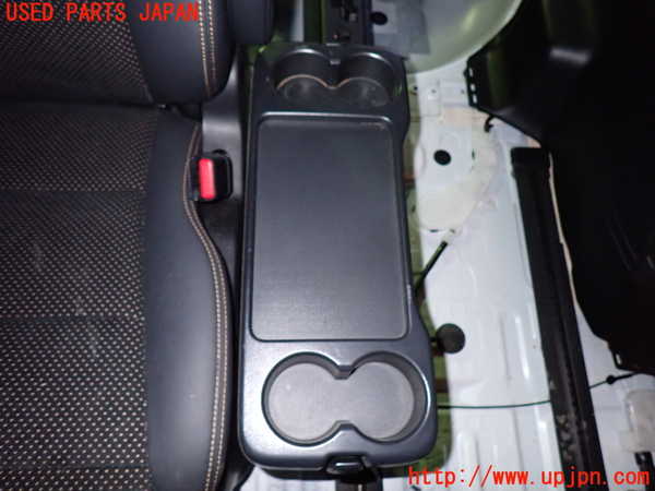1UPJ-9240957145]アルファード(AGH30W)右2列目シート 中古_4