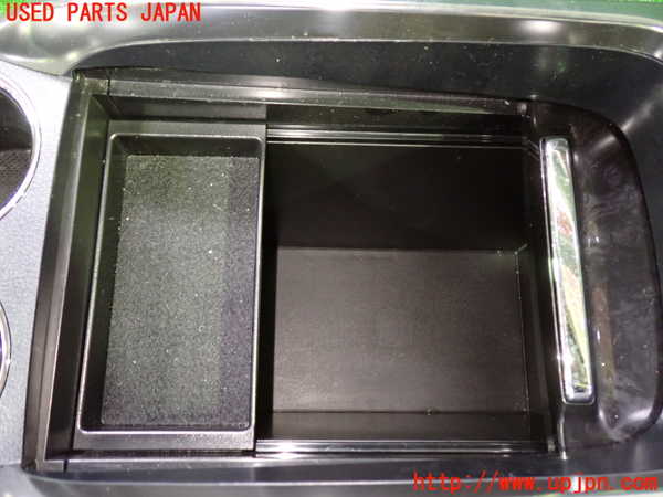 1UPJ-9240957540]アルファード(AGH30W)センターコンソール 中古_2