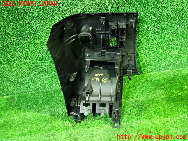 1UPJ-9240957844]アルファード(AGH30W)小物入れ4 中古_3
