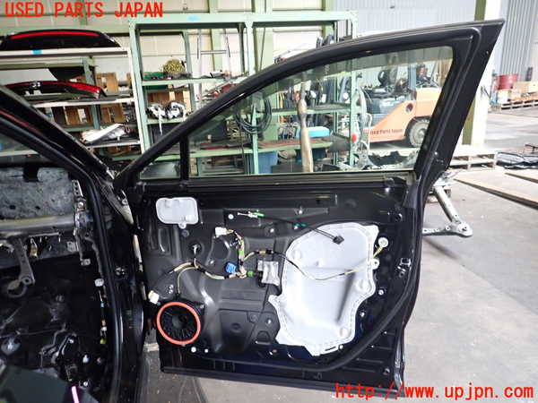 2UPJ-9240961230]ハリアー(MXUA80)右前ドア 中古 AGC 43R-00035_4