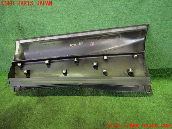 2UPJ-9240961292]ハリアー(MXUA80)右後ドアパネル 中古_2