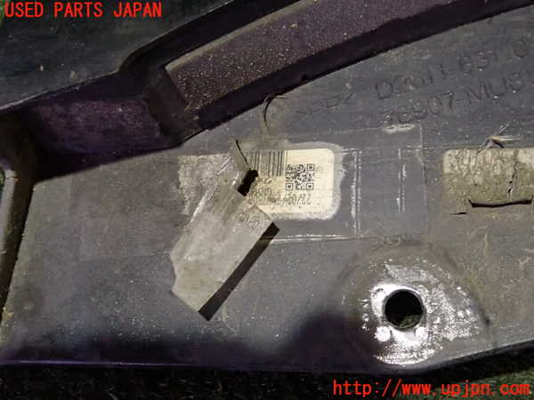 2UPJ-9240961454]ハリアー(MXUA80)右リアマッドガード(泥除け) 中古_3