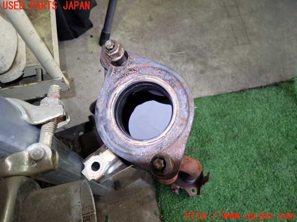 2UPJ-9240962661]ハリアー(MXUA80)触媒1 中古_3