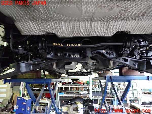 2UPJ-9240965295]ハリアー(MXUA80)リアメンバー 中古_2