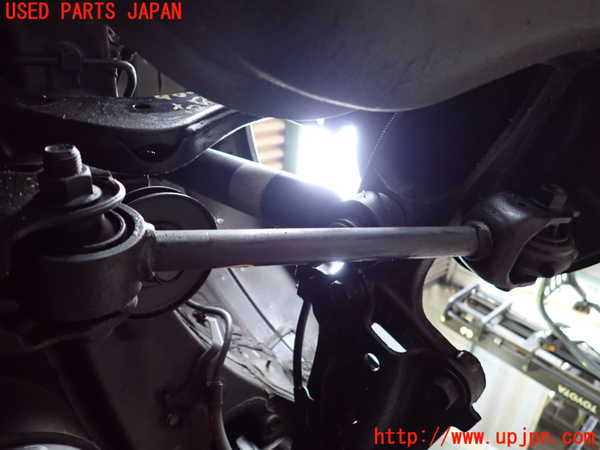 2UPJ-9240965205]ハリアー(MXUA80)右リアロアアーム2 中古_2