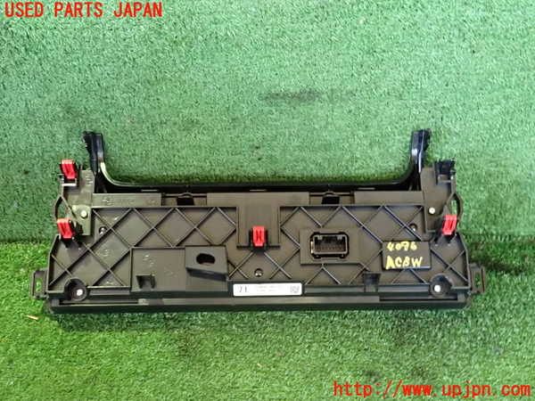 2UPJ-9240966066]ハリアー(MXUA80)エアコンスイッチ1 中古_2