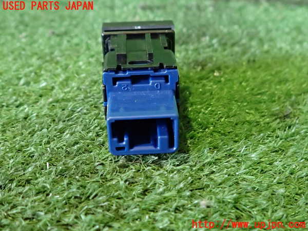 2UPJ-9240966310]ハリアー(MXUA80)スイッチ5(ビューカメラ) 中古_3
