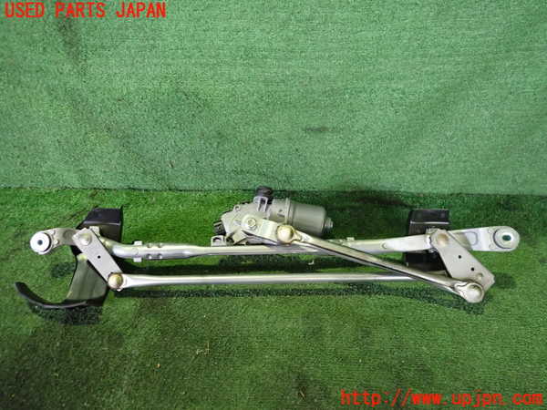 2UPJ-9240966770]ハリアー(MXUA80)フロントワイパーモーター 中古_2