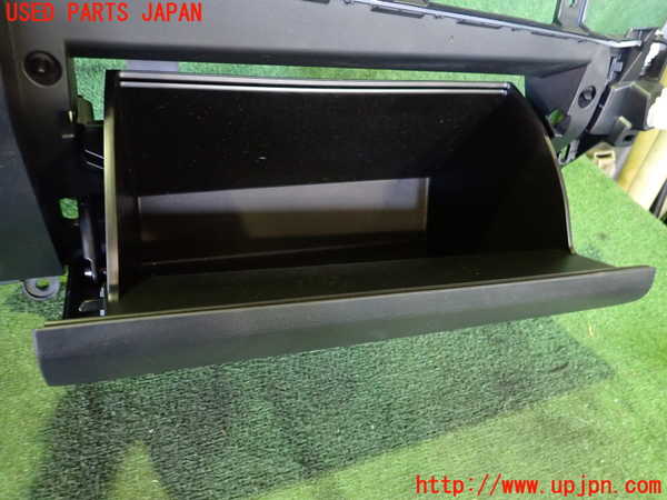 2UPJ-9240967516]ハリアー(MXUA80)グローブボックス1 中古_2