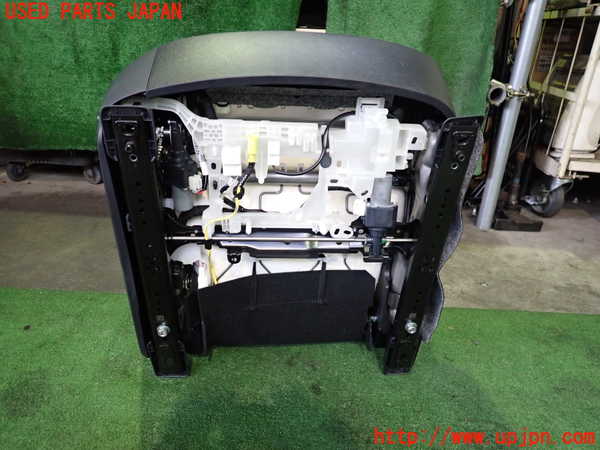 2UPJ-9240967035]ハリアー(MXUA80)運転席シート 中古_4