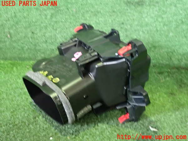2UPJ-9240967526]ハリアー(MXUA80)エアコン吹き出し口1(右) 中古_4