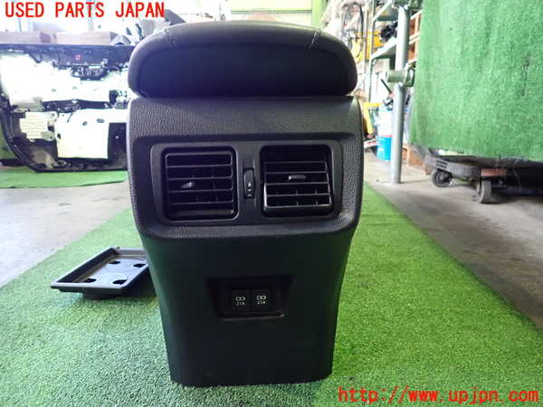 2UPJ-9240967540]ハリアー(MXUA80)センターコンソール 中古_2
