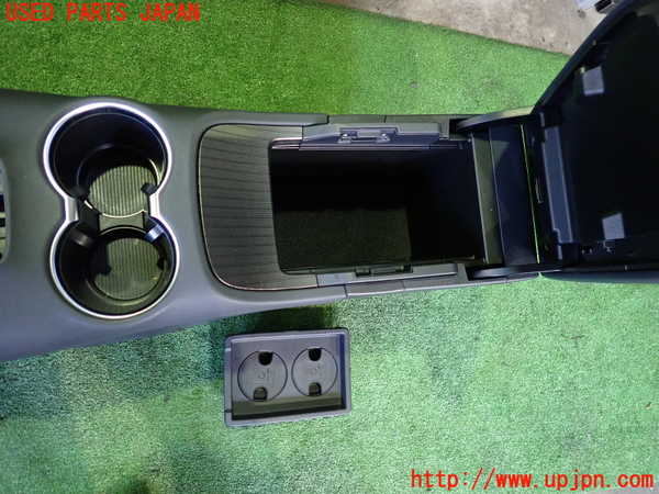 2UPJ-9240967540]ハリアー(MXUA80)センターコンソール 中古_3
