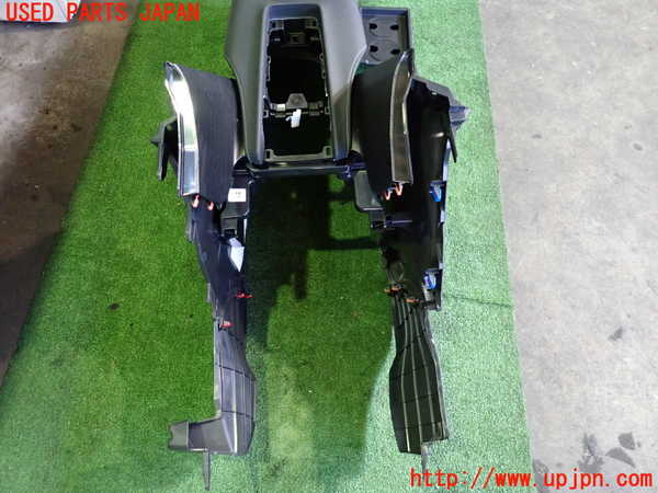 2UPJ-9240967540]ハリアー(MXUA80)センターコンソール 中古_4