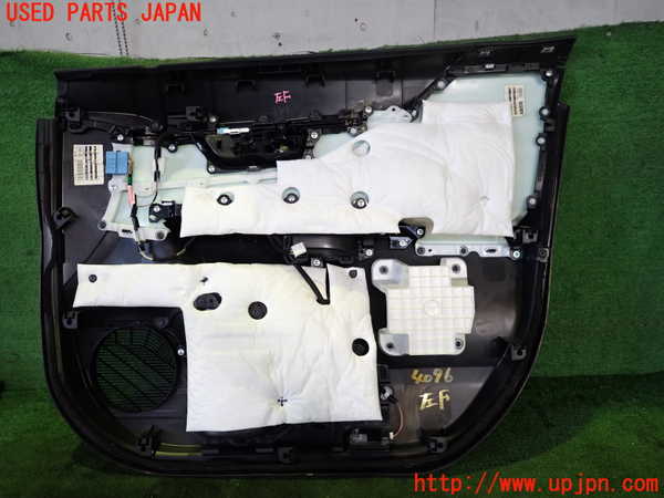 2UPJ-9240961264]ハリアー(MXUA80)左前ドア内張り 中古_3