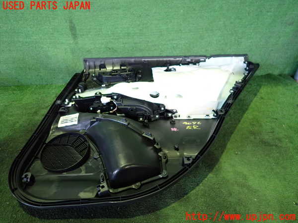 2UPJ-9240961324]ハリアー(MXUA80)左後ドア内張り 中古_3