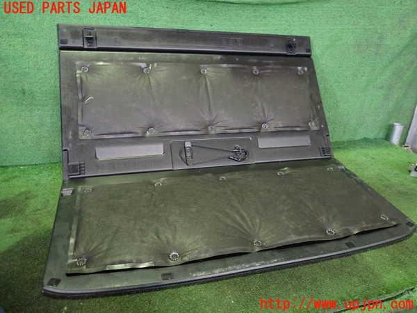 2UPJ-9240967771]ハリアー(MXUA80)ラゲッジトレイ1 中古_2
