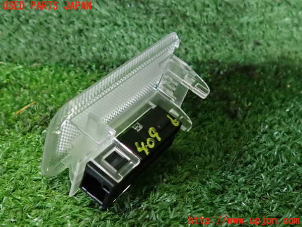 2UPJ-9240966413]ハリアー(MXUA80)ルームランプ3(ラゲッジ) 中古_3