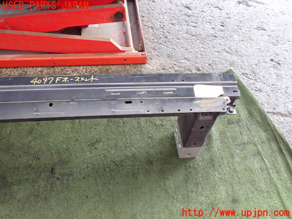 2UPJ-9240971014]ジャガー・XF(JB2NA)フロントバンパーホースメント 中古_3