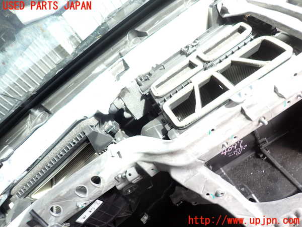 2UPJ-9240976081]ジャガー・XF(JB2NA)エバポレーター1 中古_2