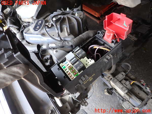 2UPJ-9240976741]ジャガー・XF(JB2NA)ヒューズボックス1(EGルーム内運転席側) 中古_2