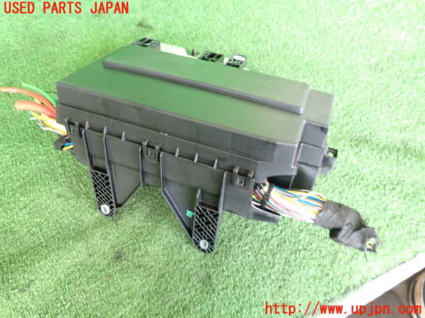 2UPJ-9240976742]ジャガー・XF(JB2NA)ヒューズボックス2(室内運転席側) 中古_2