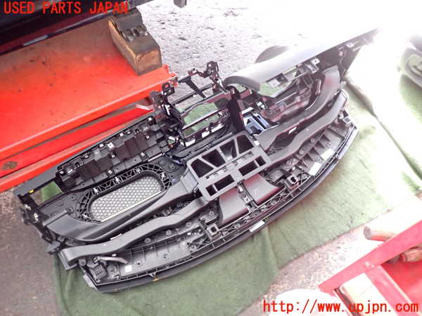 2UPJ-9240977505]ジャガー・XF(JB2NA)ダッシュボード 中古_3
