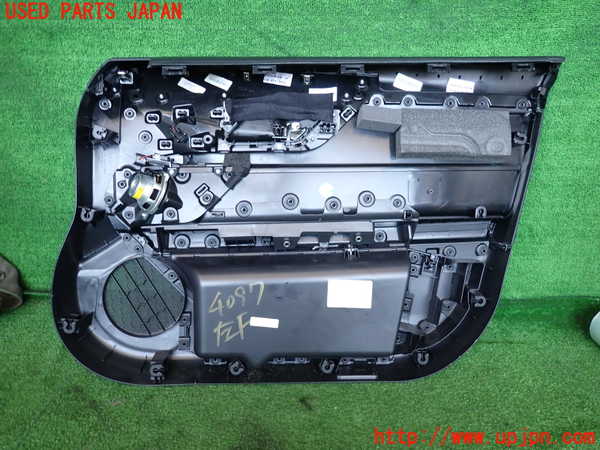 2UPJ-9240971264]ジャガー・XF(JB2NA)左前ドア内張り 中古_3
