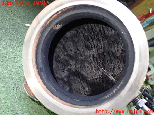 2UPJ-9240982661]CX-60(KH3P)触媒1 中古_2
