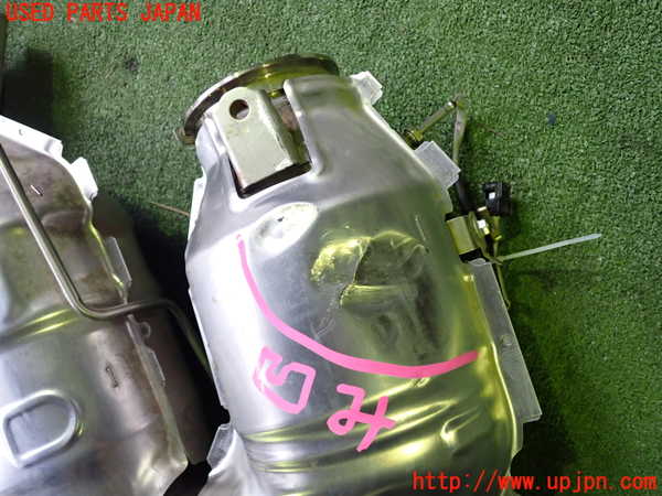 2UPJ-9240982661]CX-60(KH3P)触媒1 中古_5