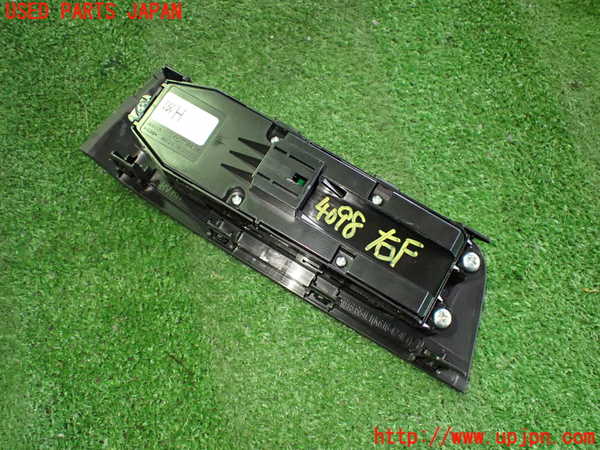 2UPJ-9240986240]CX-60(KH3P)右前パワーウィンドウスイッチ 中古_2