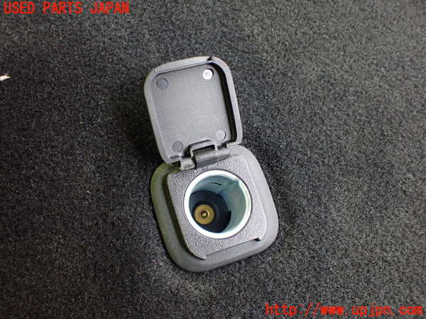 2UPJ-9240987675]CX-60(KH3P)右リアピラートリム 中古_2