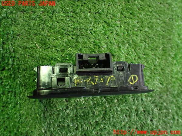 2UPJ-9240986411]CX-60(KH3P)ルームランプ1 中古　（右　2列目）_2