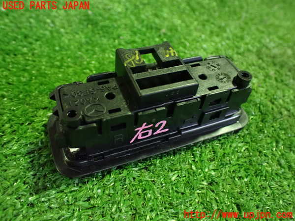 2UPJ-9240986411]CX-60(KH3P)ルームランプ1 中古　（右　2列目）_3