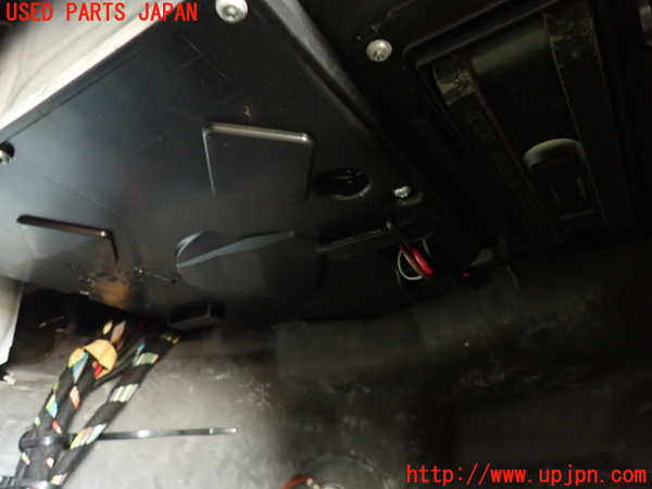 2UPJ-9240996081]ベンツ S500 ロング(220175)エバポレーター1(フロント) 中古_2