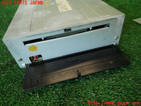 2UPJ-9240996589]ベンツ S500 ロング(220175)カーナビゲーション CD／ 中古_3