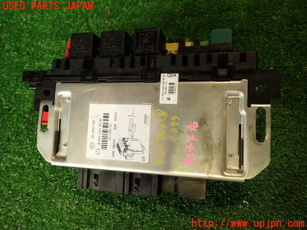 2UPJ-9240996743]ベンツ S500 ロング(220175)ヒューズボックス3(室内運転席側) 中古_2