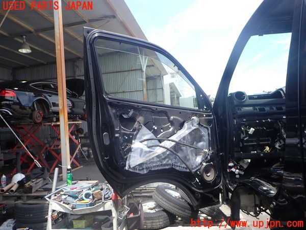 2UPJ-9241001260]NV350 キャラバン バン(VR2E26)左前ドア 中古 AGC M2H3 43R-00033_4