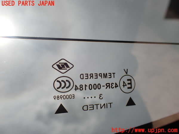 2UPJ-9241001566]NV350 キャラバン バン(VR2E26)バックドア リアゲート ハッチ 中古 FUYAO 43R-000184_5