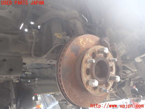 2UPJ-9241004295]NV350 キャラバン バン(VR2E26)左フロントナックルハブ 中古_2