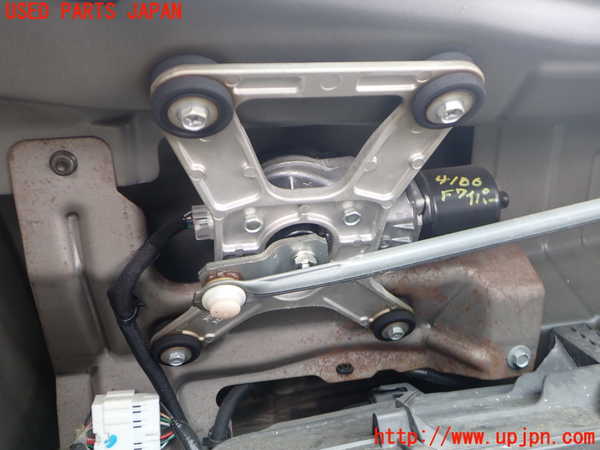 2UPJ-9241006770]NV350 キャラバン バン(VR2E26)フロントワイパーモーター 中古_2