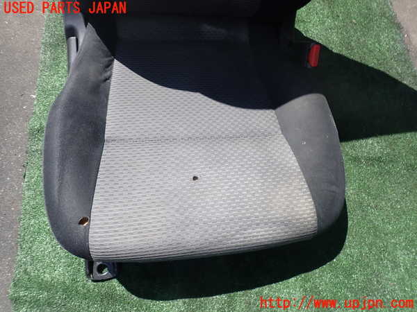 2UPJ-9241007035]NV350 キャラバン バン(VR2E26)運転席シート ジャンク_3