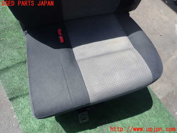 2UPJ-9241007175]NV350 キャラバン バン(VR2E26)左2列目シート 中古_3