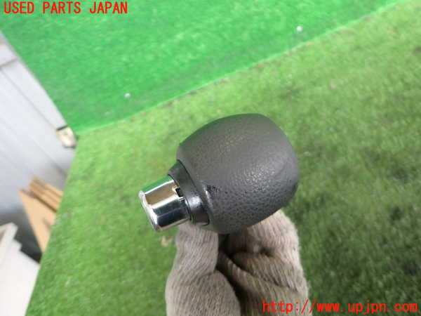 2UPJ-9241007570]NV350 キャラバン バン(VR2E26)シフトノブ 中古_3