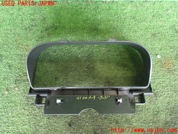 2UPJ-9241007510]NV350 キャラバン バン(VR2E26)メーターフード 中古_2