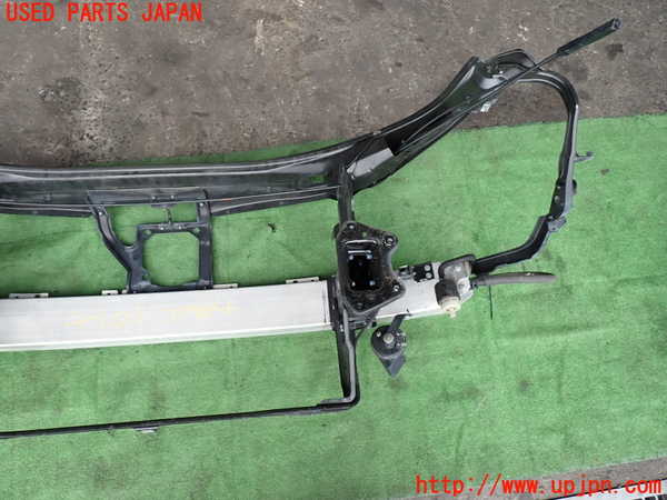 2UPJ-9241011041]ベンツ S550 W221(221071)コアサポート 中古_4