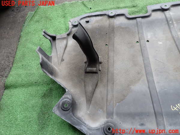 2UPJ-9241012170]ベンツ S550 W221(221071)エンジンアンダーカバー 中古_3