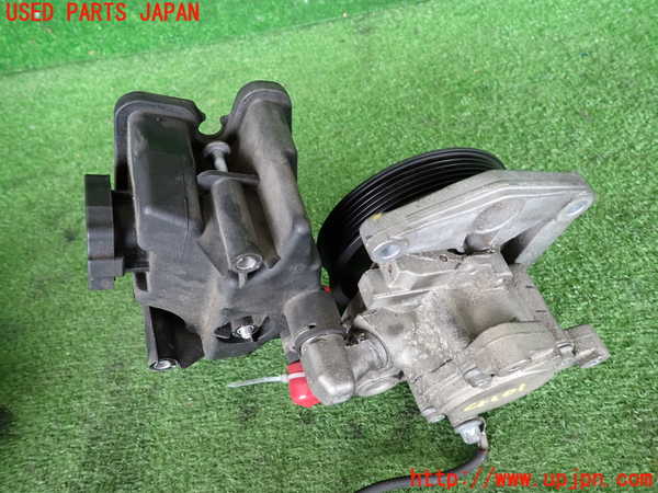 2UPJ-9241014250]ベンツ S550 W221(221071)パワステポンプ 中古_3